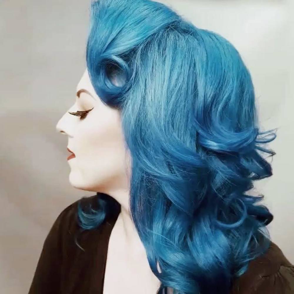 Meet your Posher, Liz